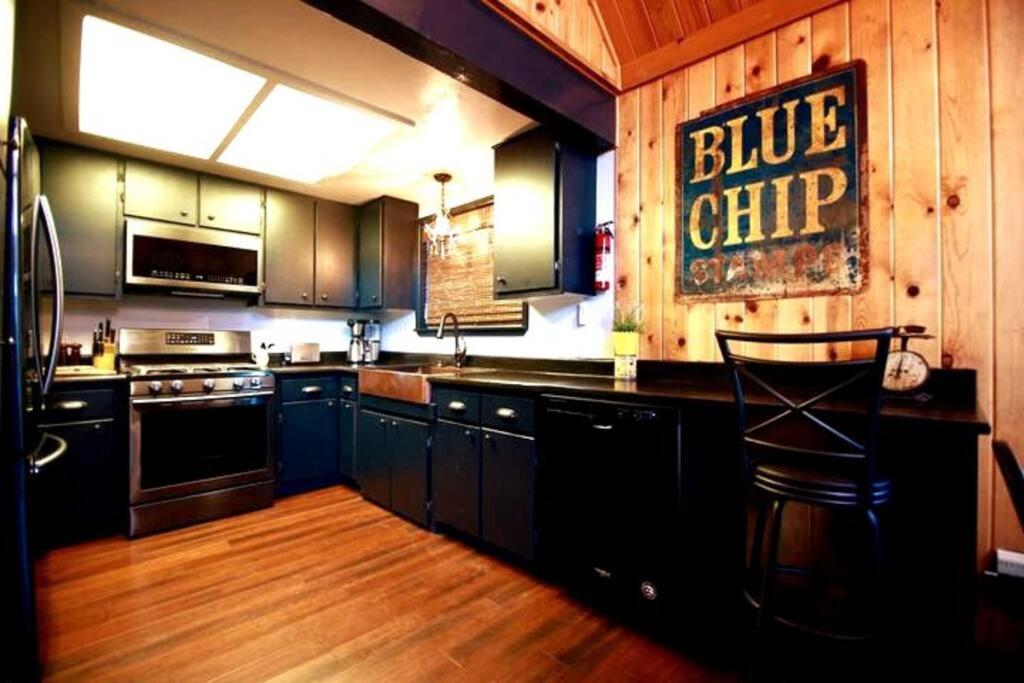 Glimmer Chalet Treetop A-Frame Cabin Lake View Lake Arrowhead Bagian luar foto